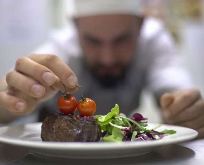 Percezione aptica (tattile) nella degustazione sensoriale
