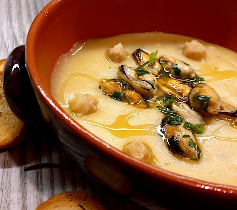 Ricetta Vellutata di ceci con cozze e patate